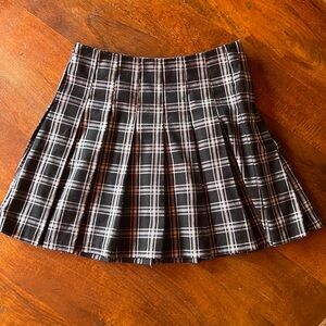 H&M DIVIDED plaid skirt